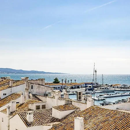 Puerto Banus Harbour View 马尔韦利亚