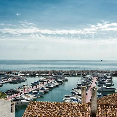 Puerto Banus Harbour View 公寓 *