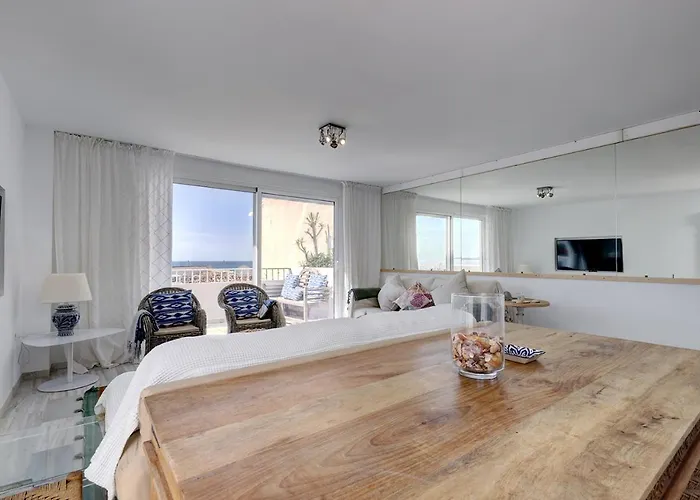 Puerto Banus Harbour View Apartment *